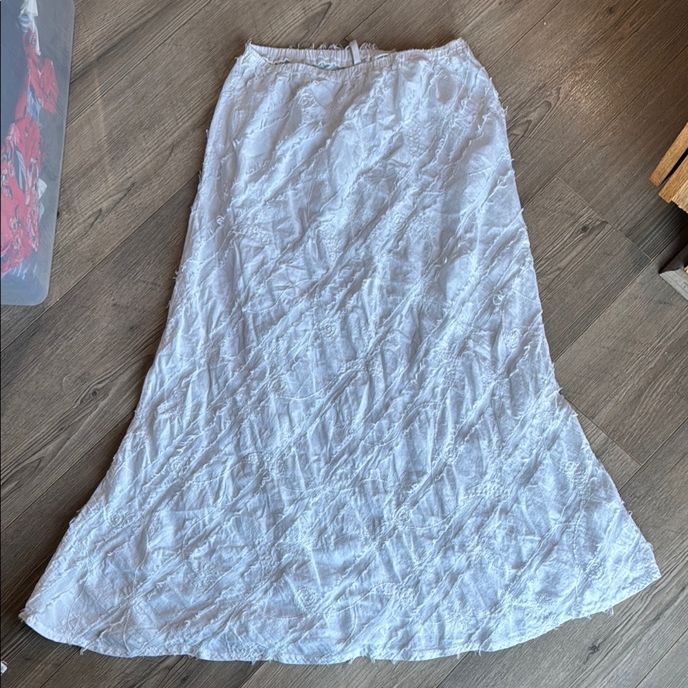 Ulu White A-Line Women's Skirt